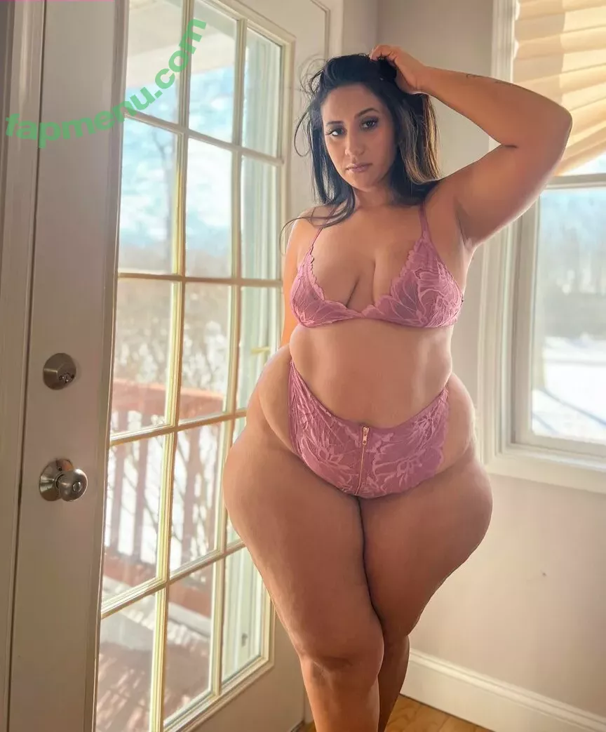tianatee808 nude photo #0086 (tianatee)