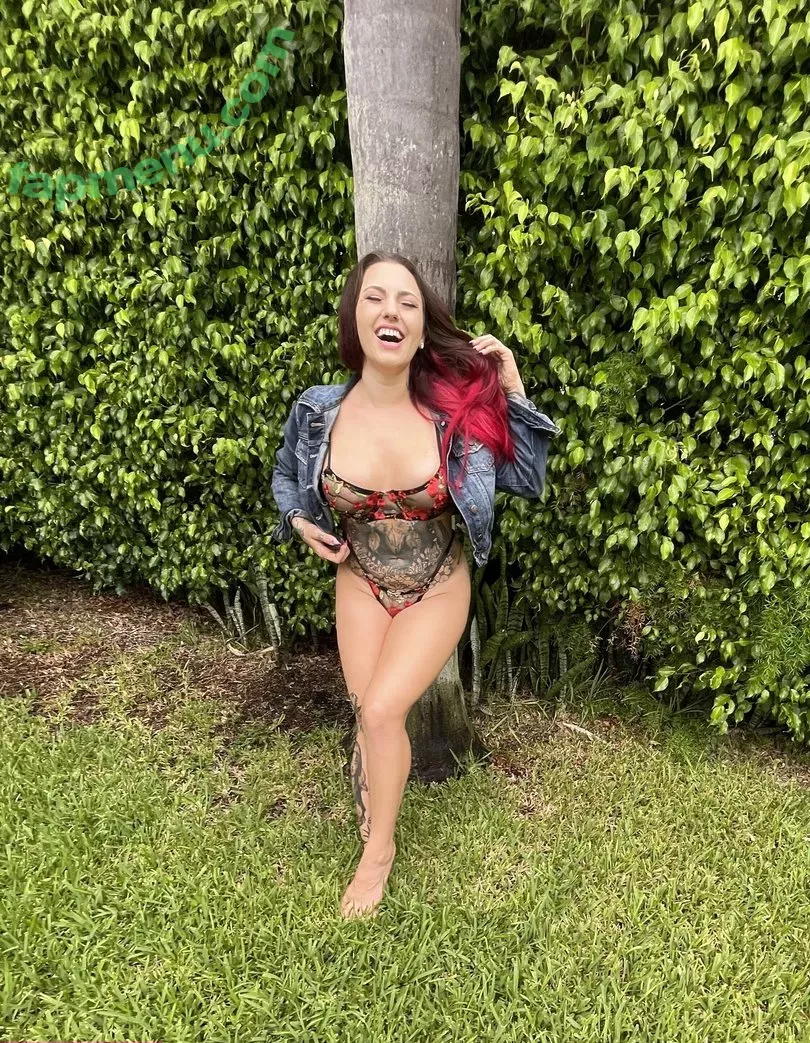 Tianna_02 nude photo #0004 (tianna.02_ / tianna02free)