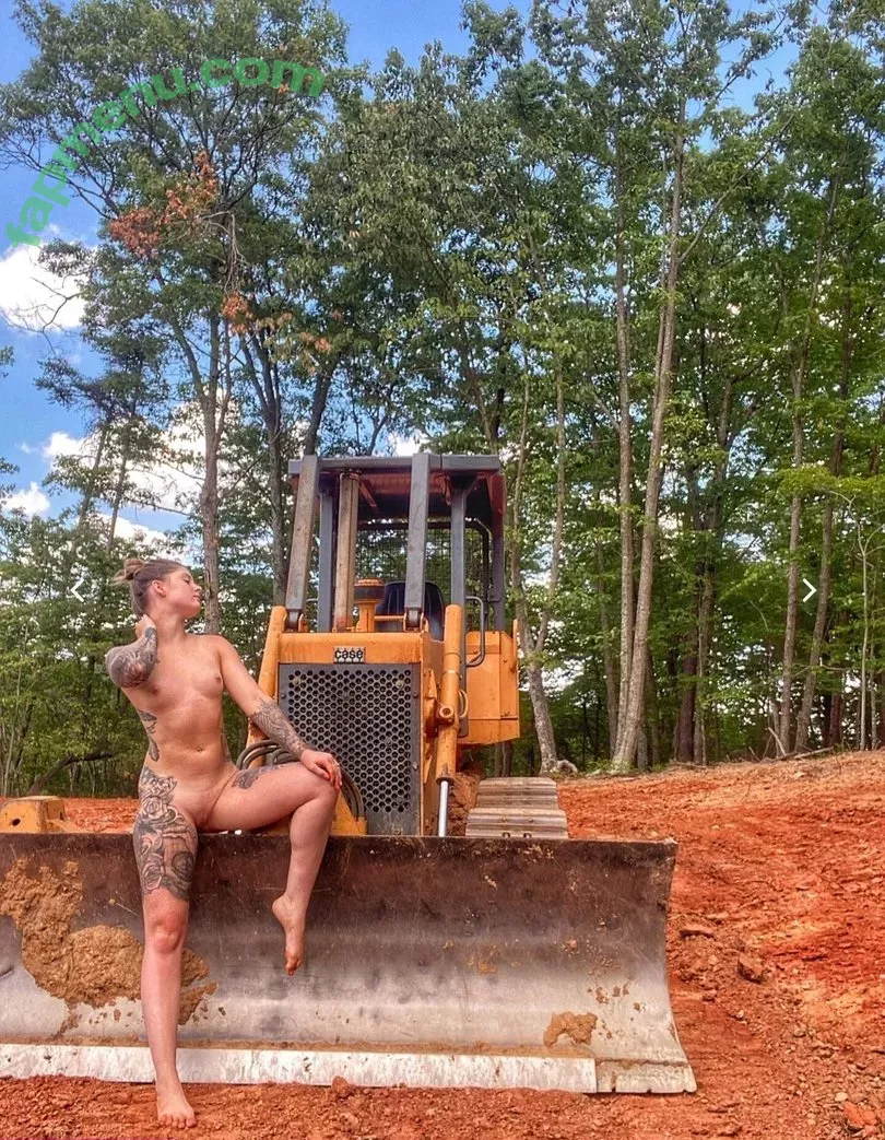Tierneyalise71 nude photo #0030 (barrel_71_1 / barrelracer7171)