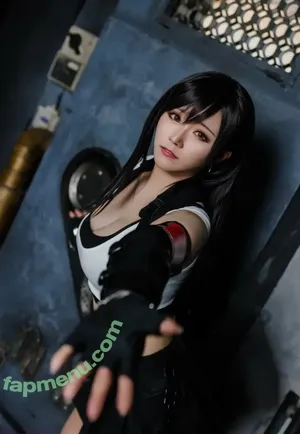 Tifa Cosplay / lunafreyaffxv / tifalockhartdoll nude photo #0119