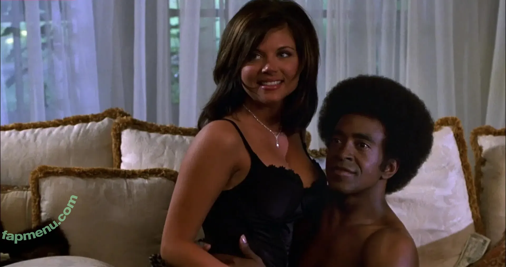 Tiffani Thiessen nude photo #0255 (tiffanithiessen)