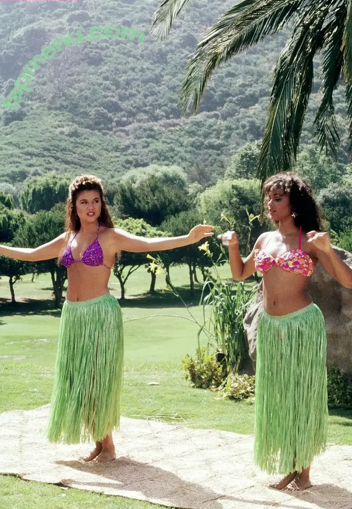 Tiffani Thiessen nude photo #0287 (tiffanithiessen)