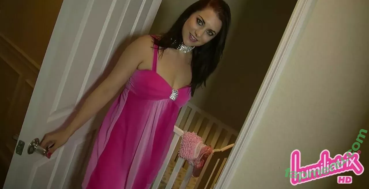 Tiffany Crystal nude photo #0136 (Goddess Tessa / tiffanycrystalca / tiffanycrystalmia)