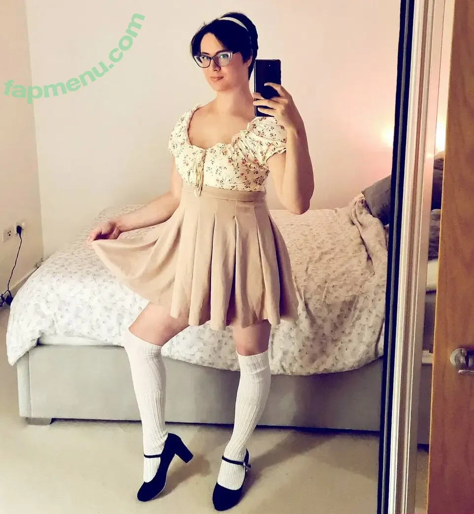 Tiffany Doll nude photo #0152 (mytiffanydoll / tiffanydollxxx / xtiffany_dollx)