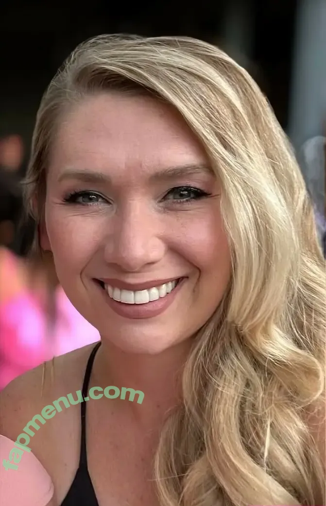 Tiffany Luszczak Martin nude photo #0010 (tiff__martin)