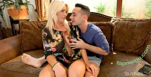 Tiffany Rousso / TiffanyRoussoxx / tiffanyrousso_official / tiffanyroussoxxx nude photo #0141