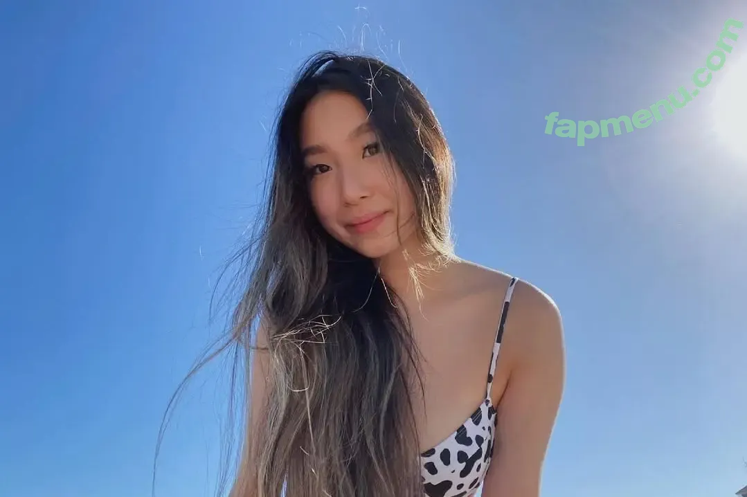 Tiffany Yeh nude photo #0003 (tiffxnyyeh)