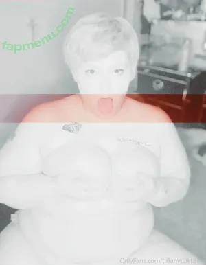  nude photo #0001
