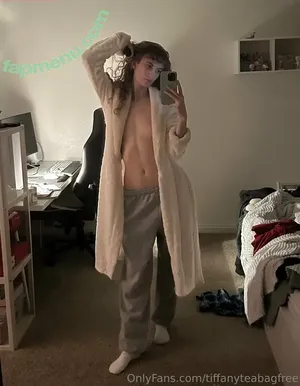 nude photo #0001