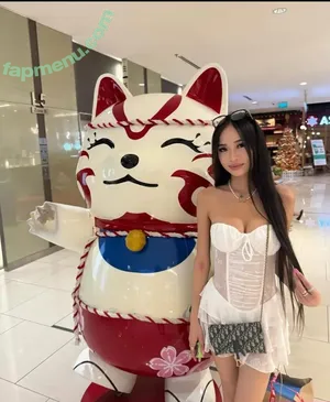 tiffanyxhoang / itstiffanysworld nude photo #0079