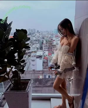 tiffanyxhoang / itstiffanysworld nude photo #0080