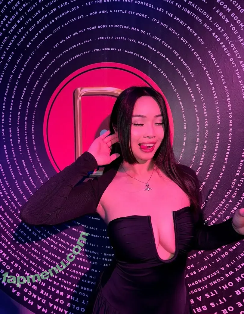 _tiffles nude photo #0175 (anyuser / tiffanynhoe / tiktok / twitch)