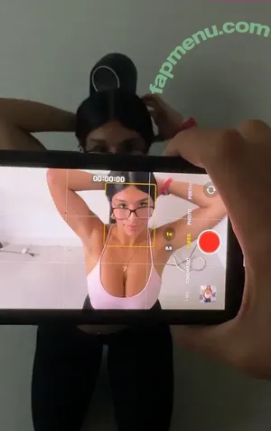  nude photo #0003