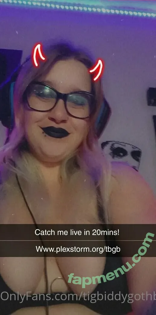 tigbiddygothbitch nude photo #0003 (tigbiddygothbitch)