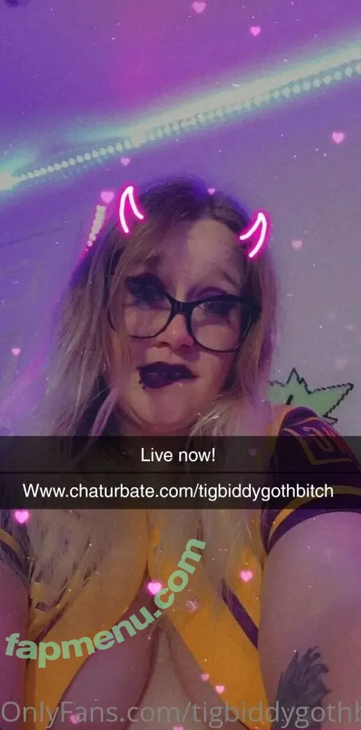 tigbiddygothbitch nude photo #0004 (tigbiddygothbitch)