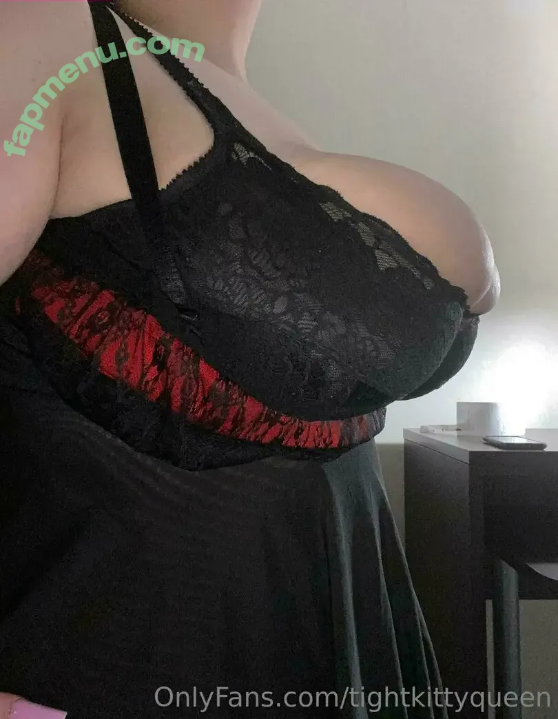 tightkittyqueen nude photo #0006 (kitty_from_the_city)