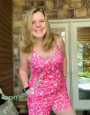 tightpixienurse / pixienurse01 nude photo #0046