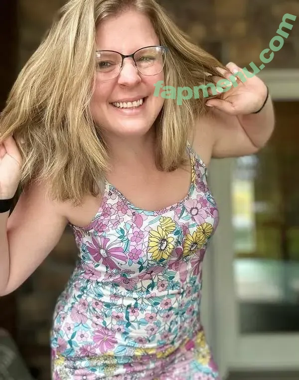 tightpixienurse nude photo #0043 (pixienurse01)