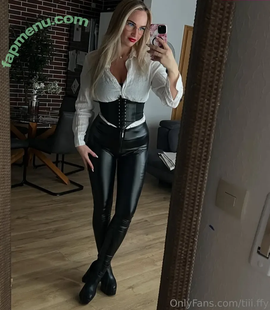 Tiiiffy nude photo #0074 (tiii.ffy)