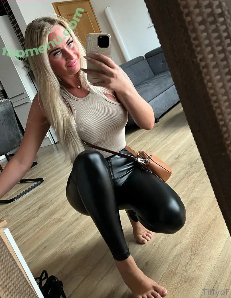 Tiiiffy nude photo #0081 (tiii.ffy)