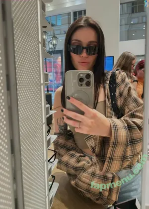  nude photo #0002