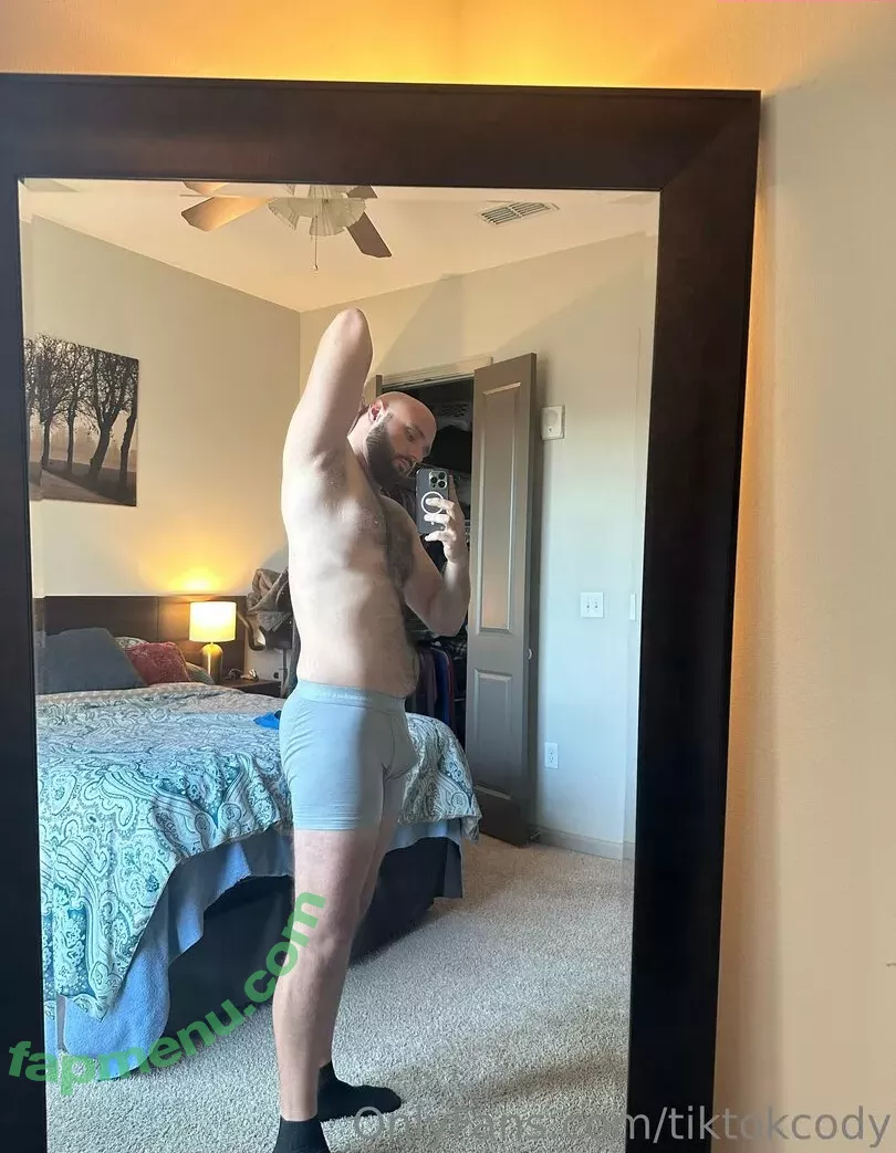 tiktokcody nude photo #0049 (cody.cowboy2001)