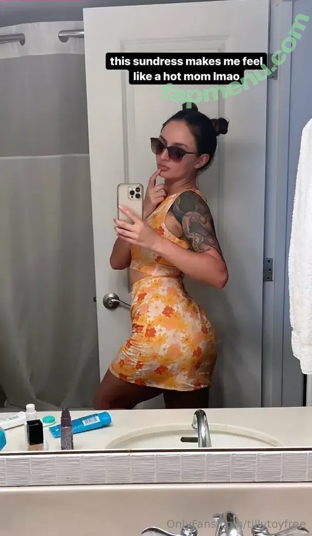 tillytoyfree nude photo #0141 (tilly.toy.official)