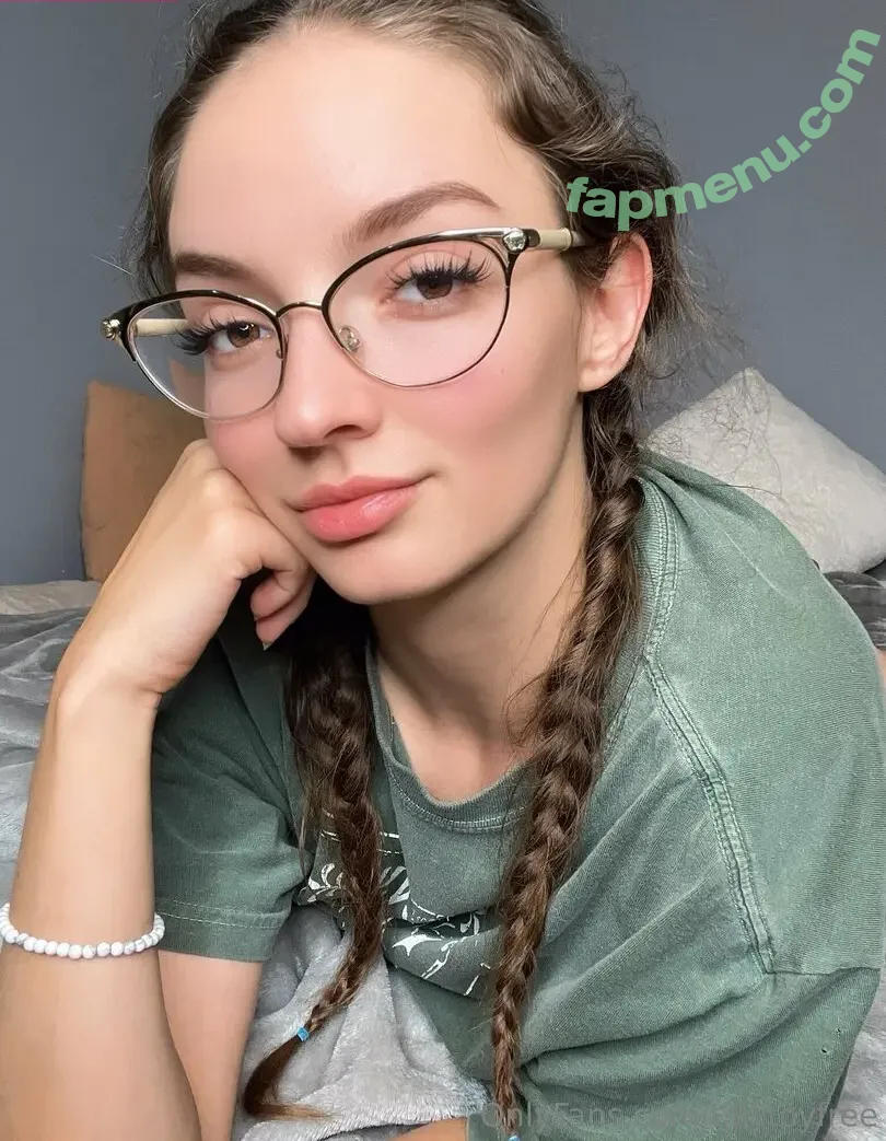 tillytoyfree nude photo #0156 (tilly.toy.official)