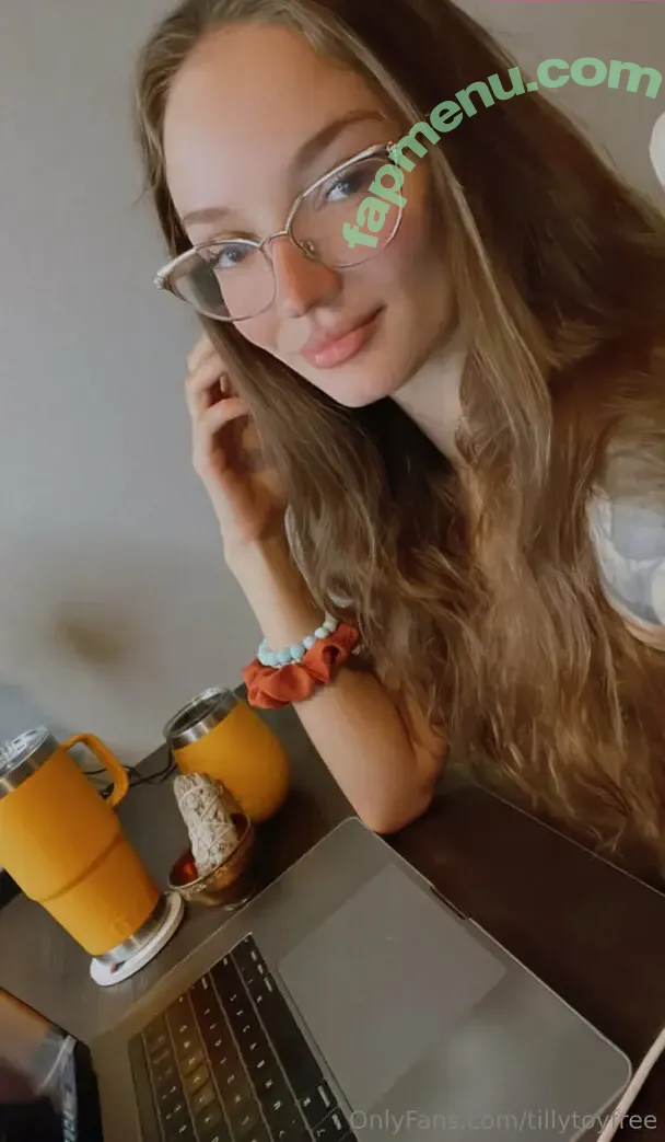 tillytoyfree nude photo #0158 (tilly.toy.official)