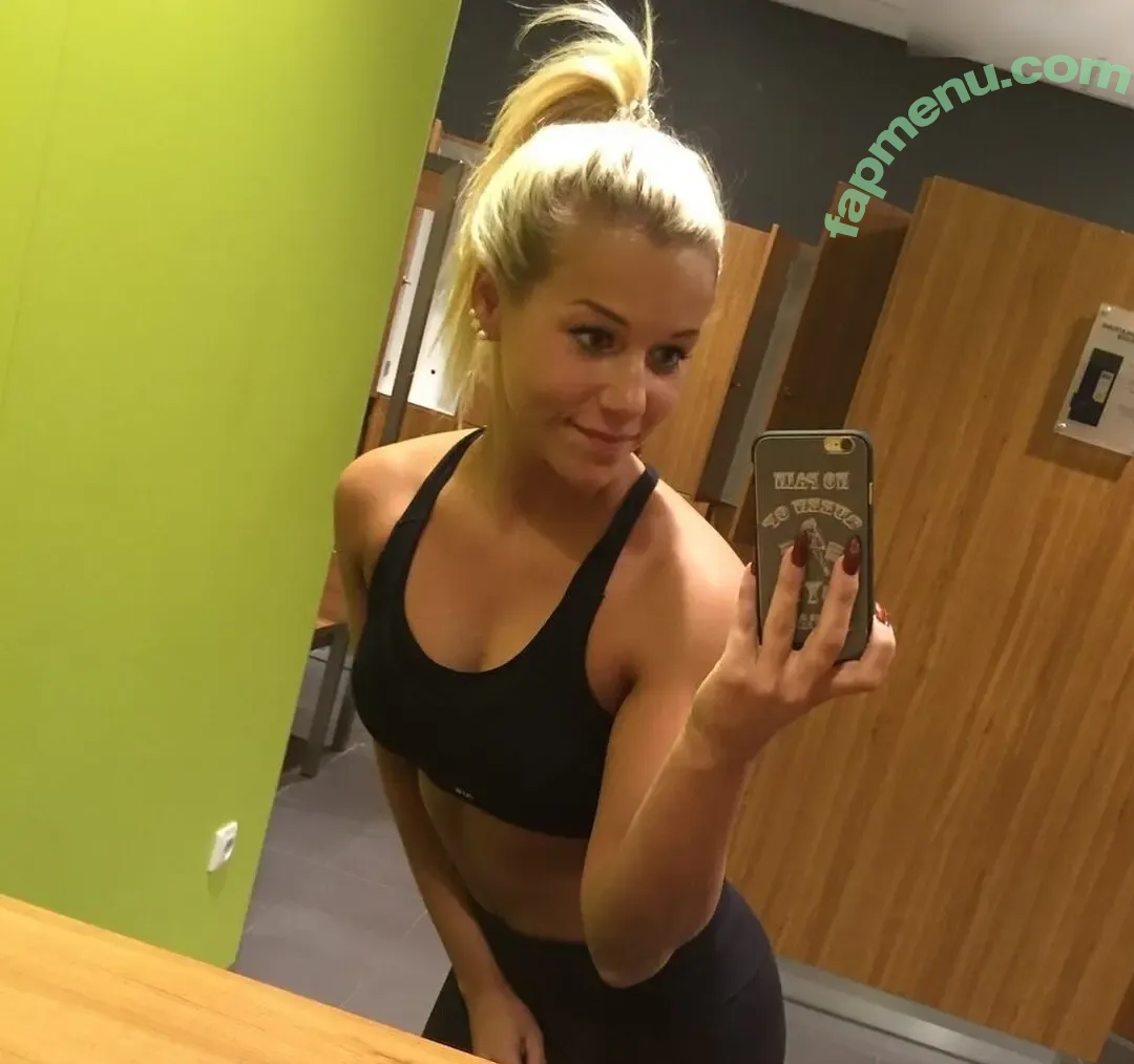 Tina Bambina nude photo #0061 (tinabambiiina)