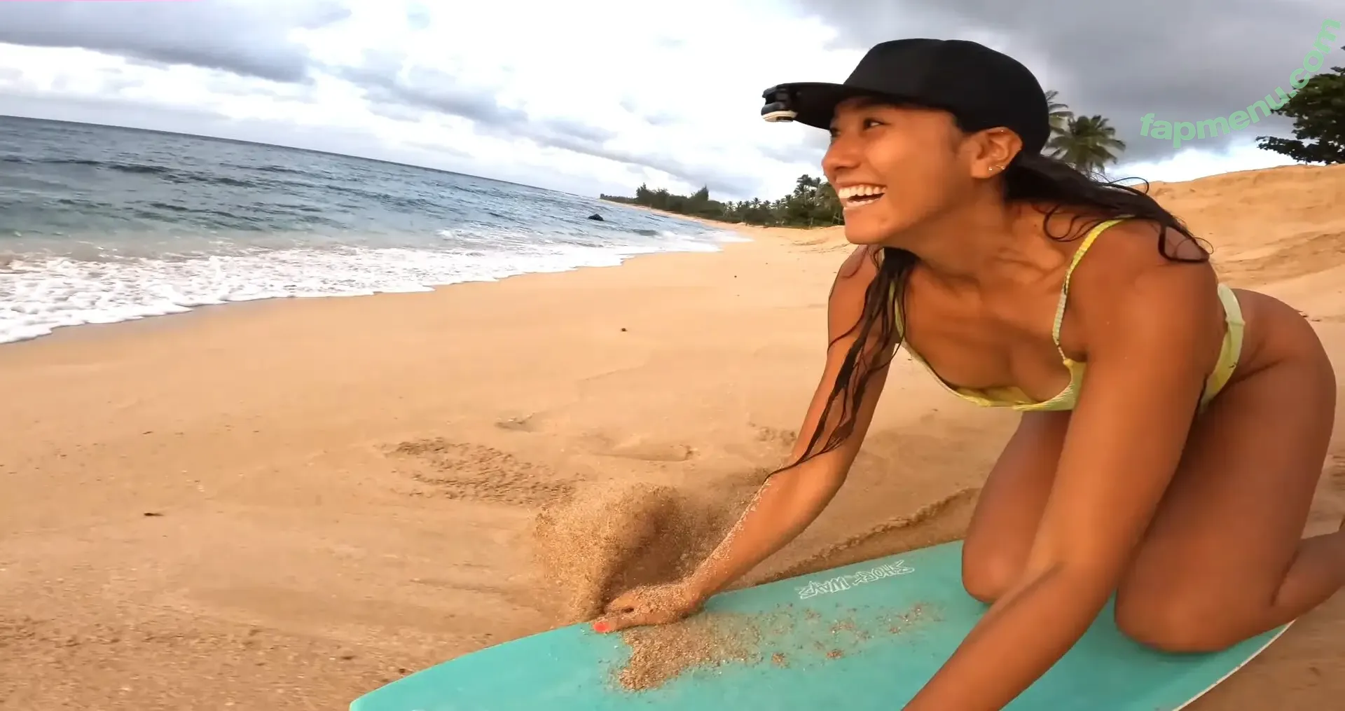 Tina Cohen nude photo #0047 (tina.cohen)