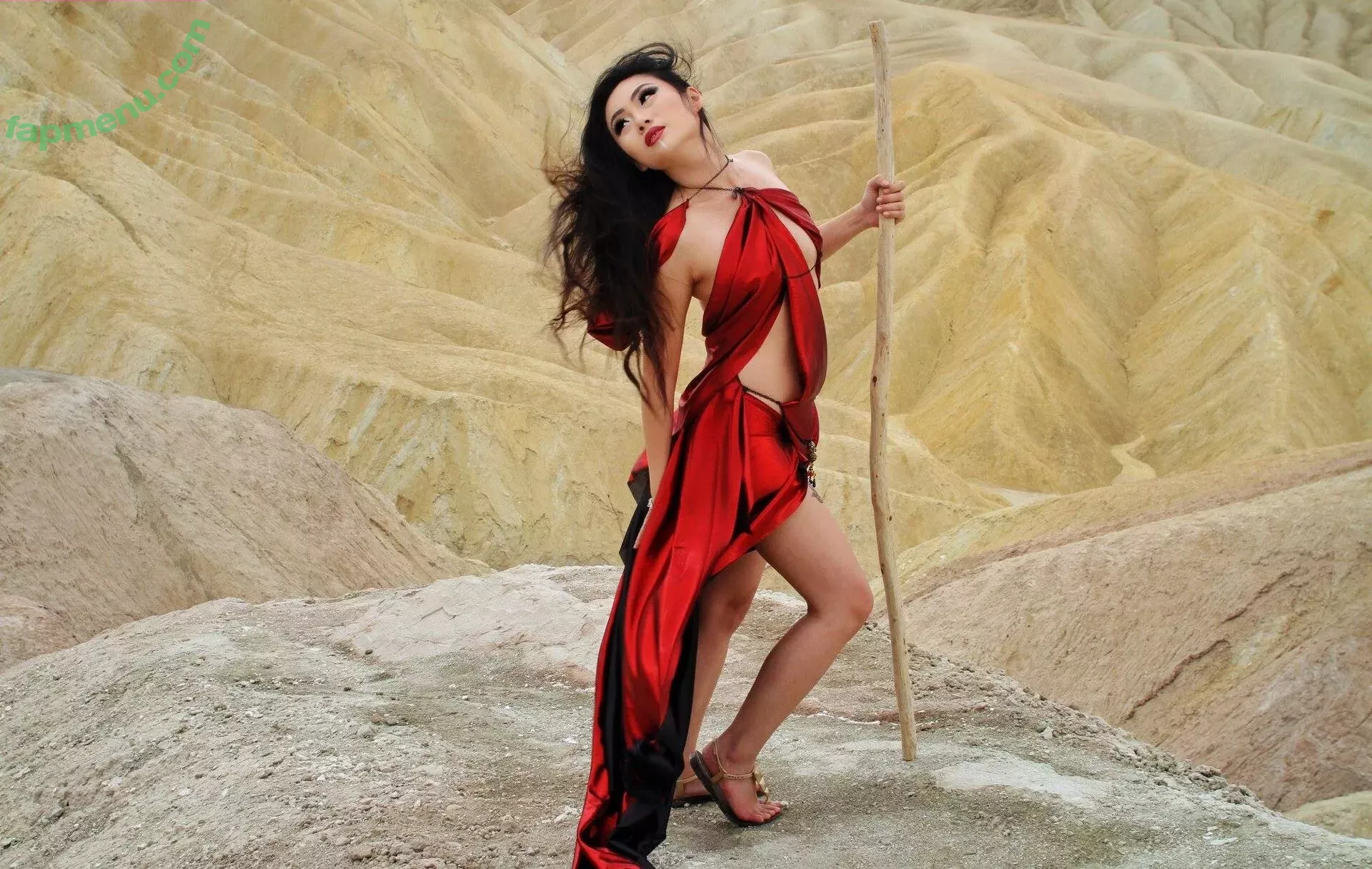 Tina Guo nude photo #0004 (Tina Guo)