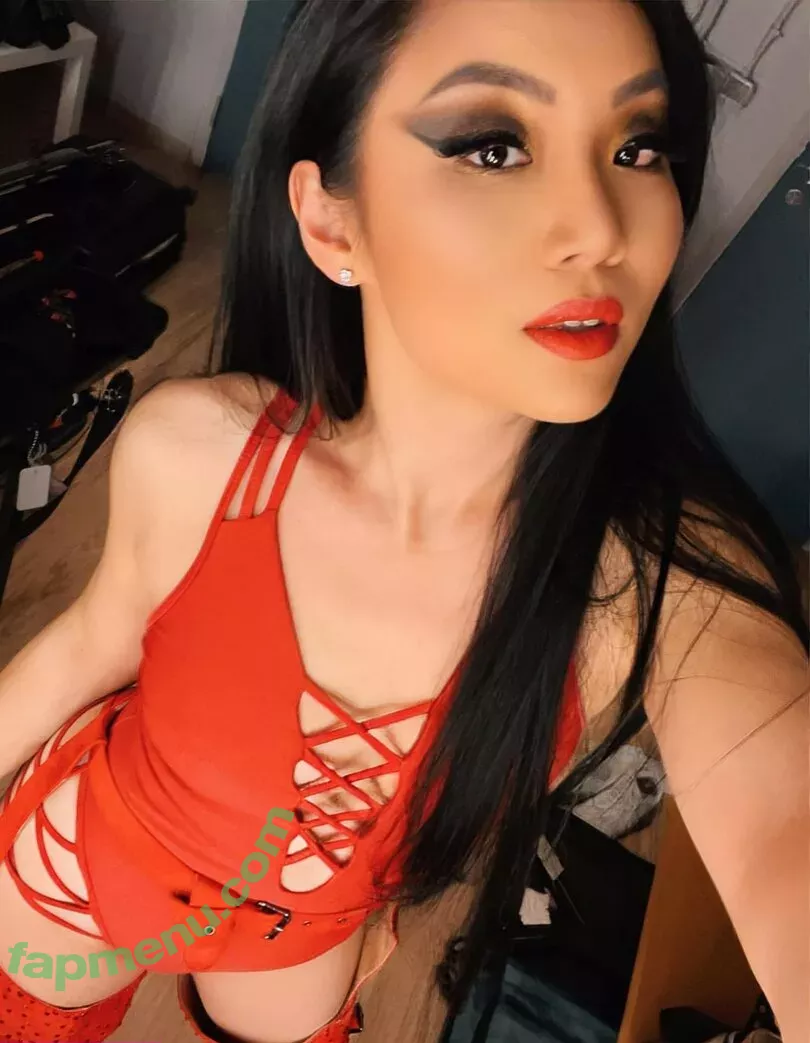 Tina Guo nude photo #0045 (Tina Guo)