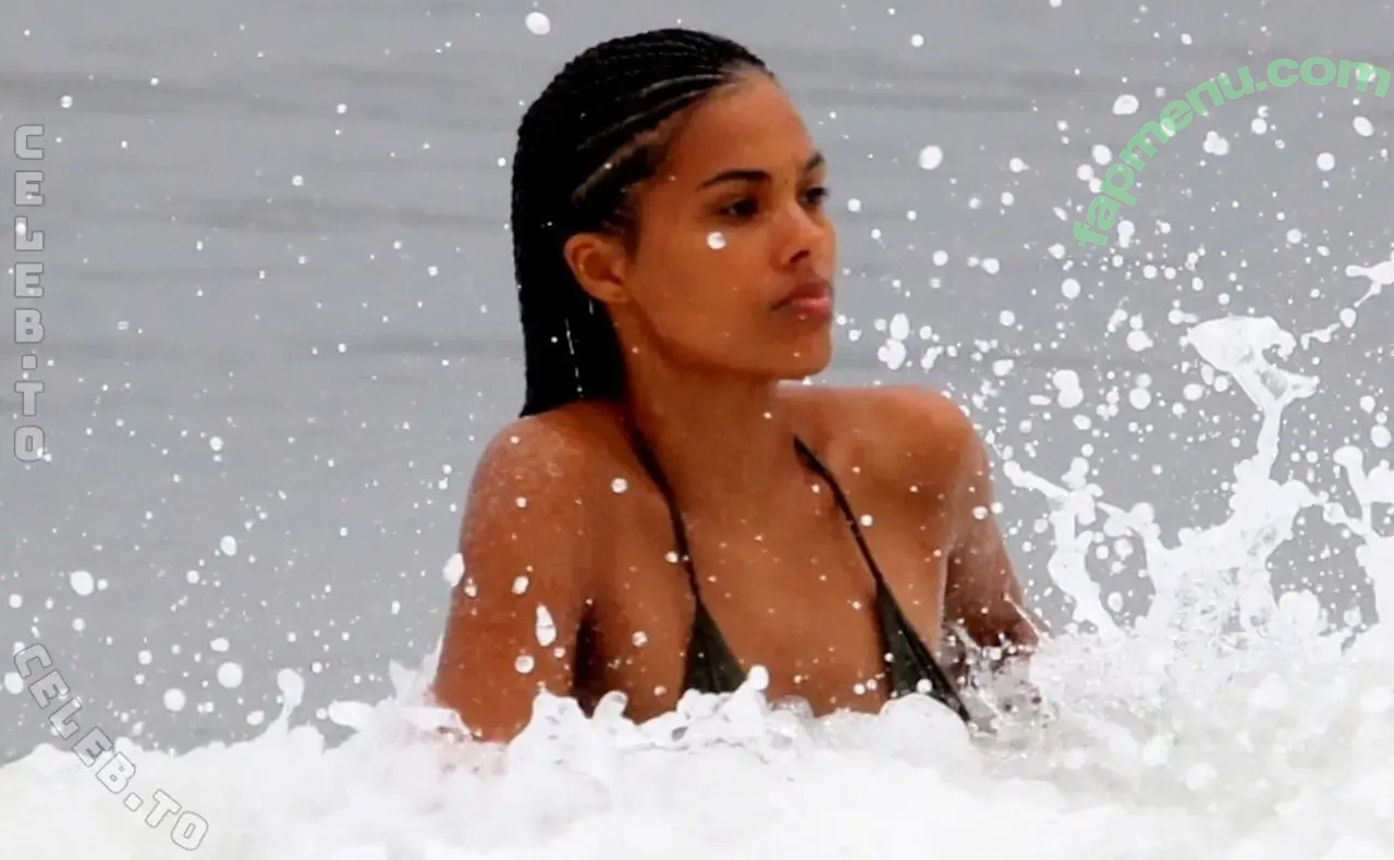 Tina Kunakey nude photo #0313 (tinakworld / tinariccia)