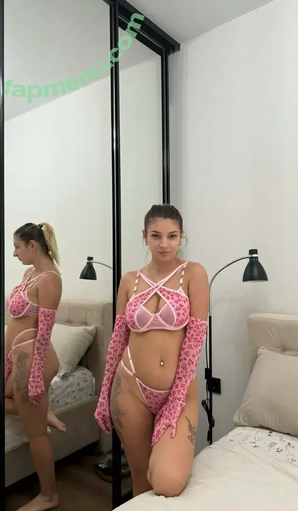 tina_wet nude photo #0243 (tinawetshi)