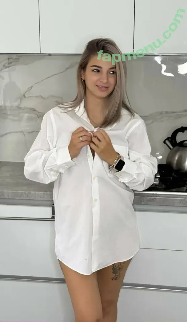 tina_wet nude photo #0286 (tinawetshi)