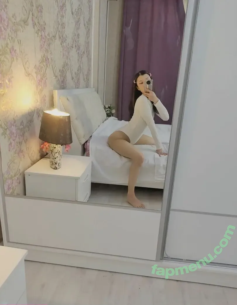 TinaKim nude photo #0045 (tinakimgallery)