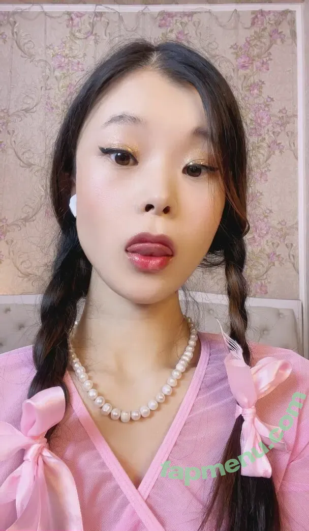 TinaKim nude photo #0135 (tinakimgallery)