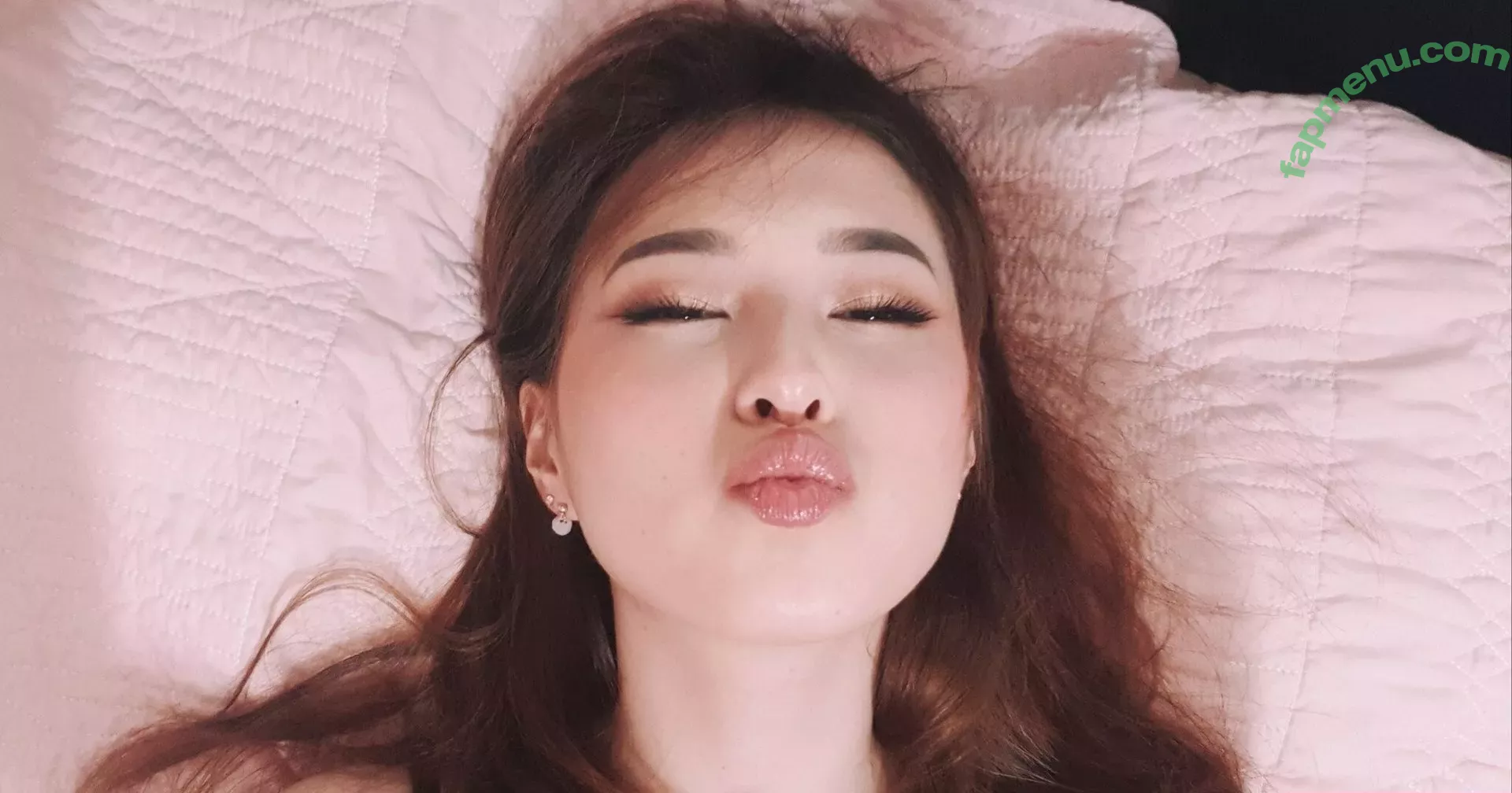 Tinakitten nude photo #0009 (Tinakitten)