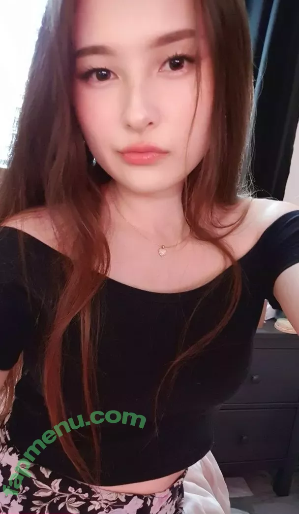Tinakitten nude photo #0021 (Tinakitten)