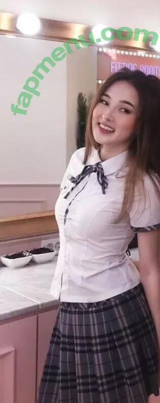 Tinakitten nude photo #0094 (Tinakitten)