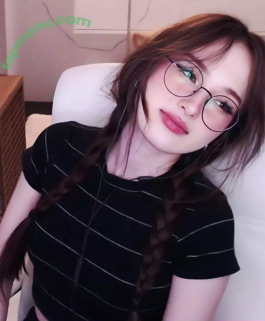 Tinakitten nude photo #0300 (Tinakitten)