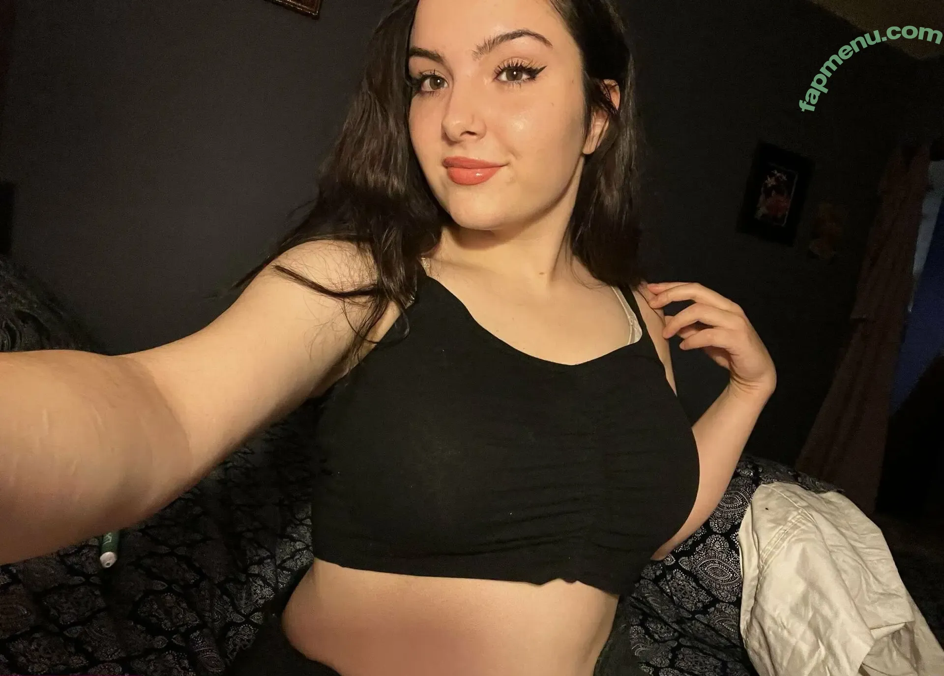 tinamf nude photo #0004 (tinamf._)