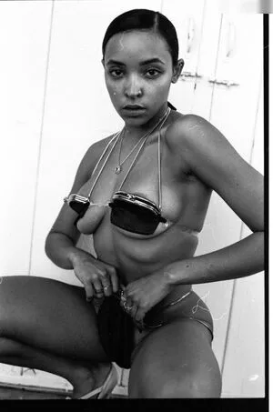 Tinashe / slimred_20 / tinashenow nude photo #0537