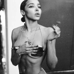 Tinashe / slimred_20 / tinashenow nude photo #0541