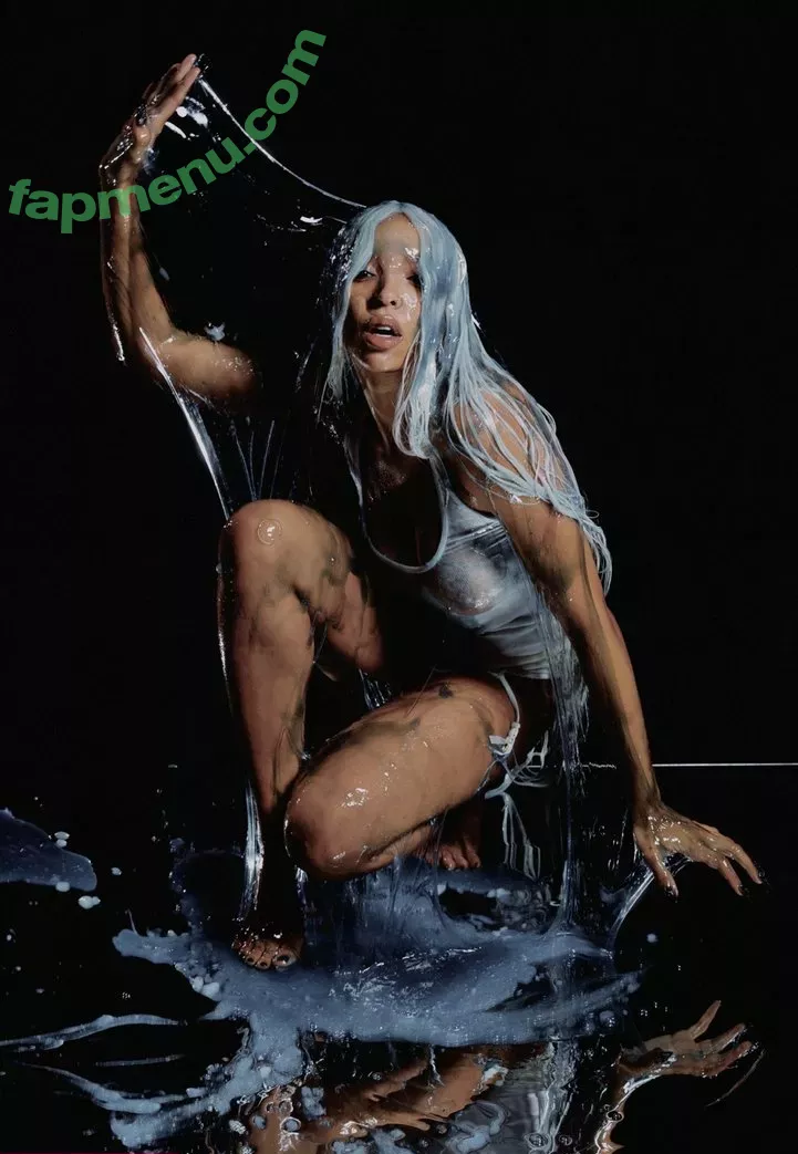 Tinashe nude photo #0030 (OfficialTinashe / slimred_20 / tinashejogensen)