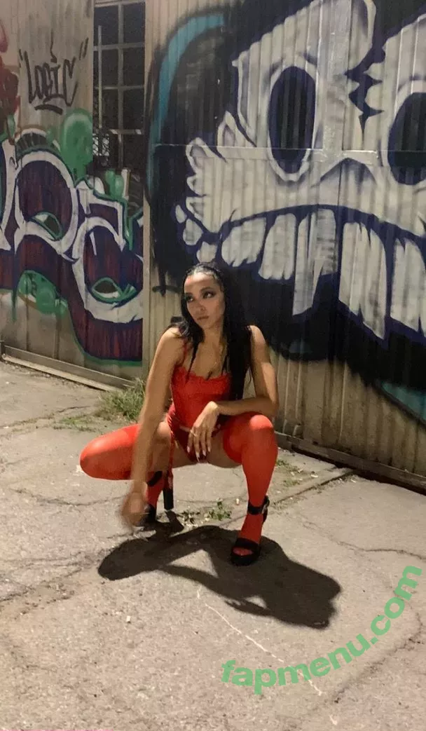 Tinashe nude photo #0062 (OfficialTinashe / slimred_20 / tinashejogensen)