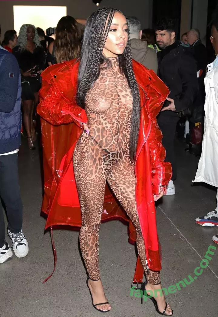 Tinashe nude photo #0065 (OfficialTinashe / slimred_20 / tinashejogensen)