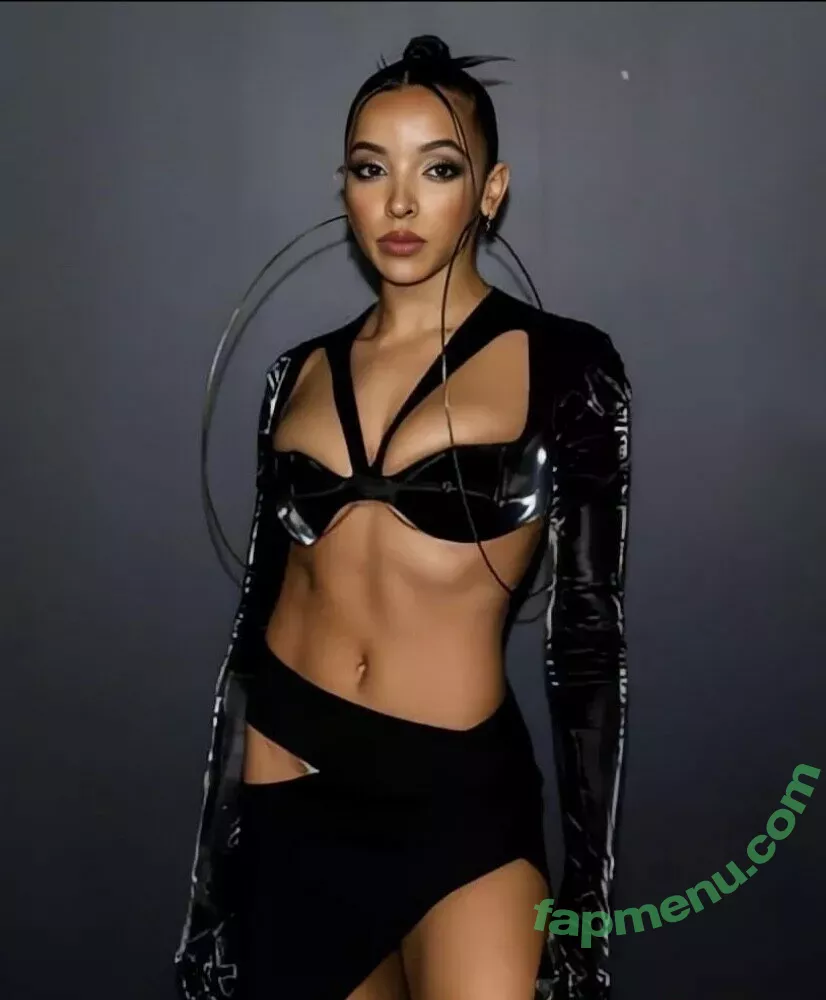 Tinashe nude photo #0186 (OfficialTinashe / slimred_20 / tinashejogensen)