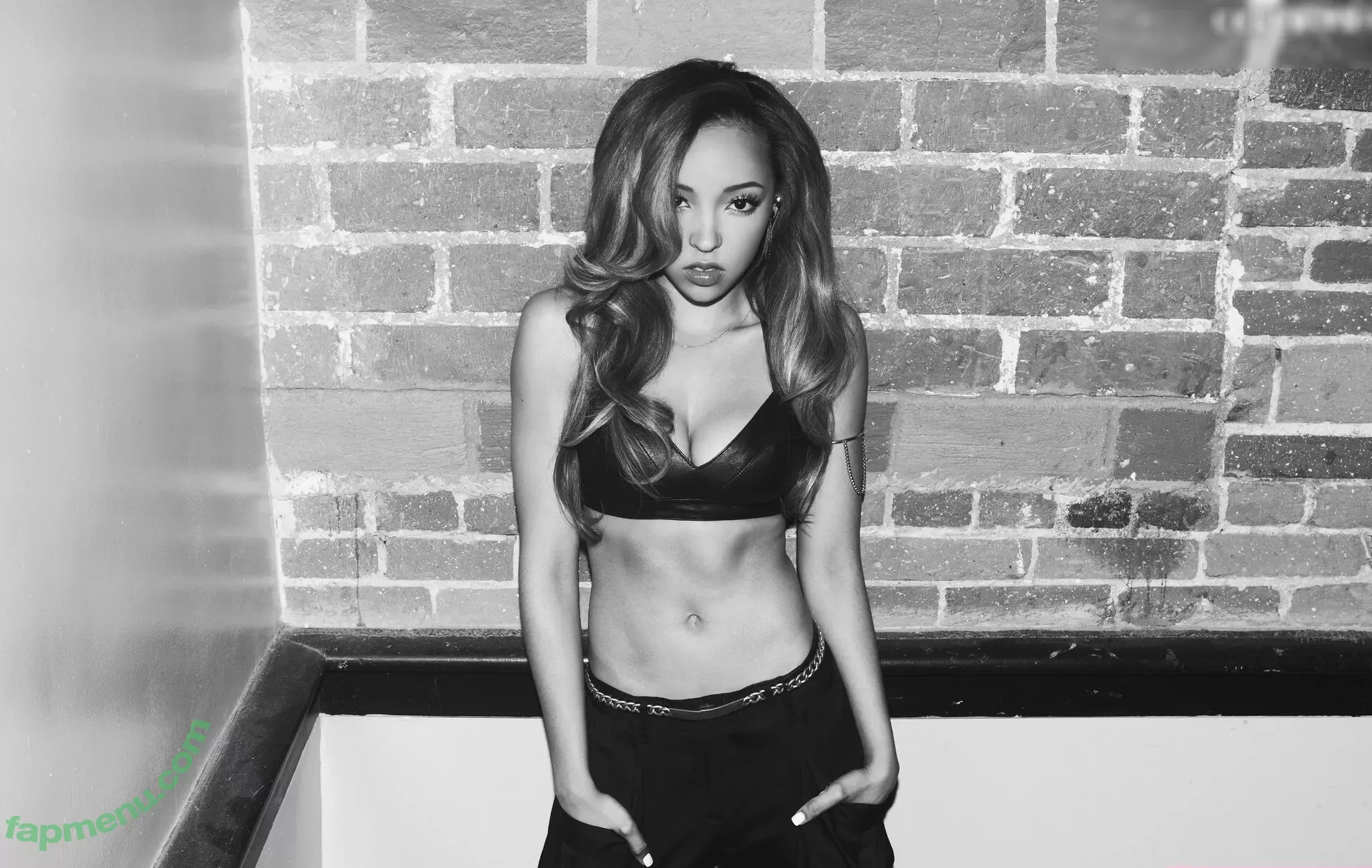 Tinashe nude photo #0545 (slimred_20 / tinashenow)